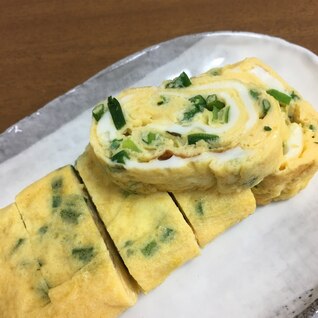 お弁当にも朝ごはんにも☆うまい卵焼き ねぎ入り